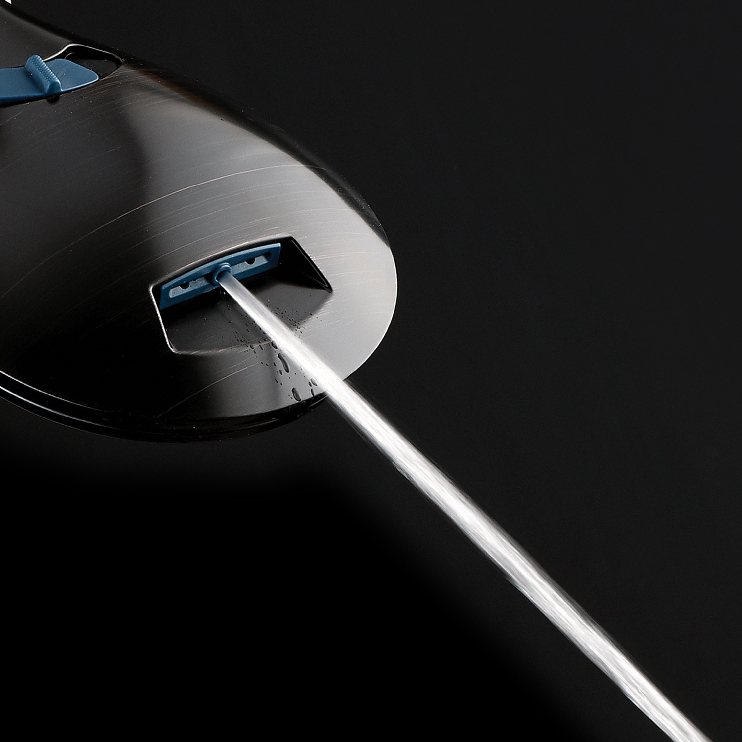 High-pressure 8-setting Hand Shower with Patented 2-mode Power Wash & Bonus Wall Bracket